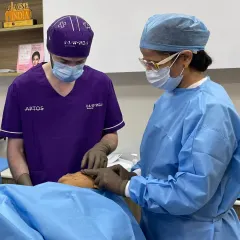 Safety and precision are my top priorities. This image shows my team and I during a hands on training for an advanced aesthetic procedure, ensuring we are always using the latest, most effective, and safest techniques for every client. We maintain a sterile, medical grade environment for all treatments.