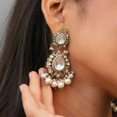 The beautiful matching earrings for our Victorian necklace set. These can be worn on their own for a more understated look.
