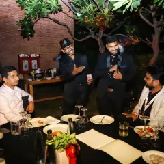 Here we are engaging with guests at the Lenovo Leaders Circle event. We move between tables, performing close-up magic that serves as a great icebreaker and gets colleagues talking and laughing.
