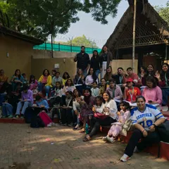 Our students and instructors, all smiles after a successful day of outdoor painting. These events are a wonderful way to build community and share our passion for art.
