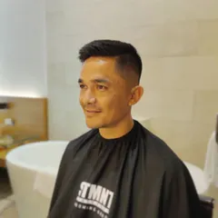 Getting Indian football captain Sunil Chhetri ready for his appearance on Kaun Banega Crorepati. I specialize in pre-event grooming for athletes and public figures, ensuring they look sharp and camera-ready for any high-profile occasion.