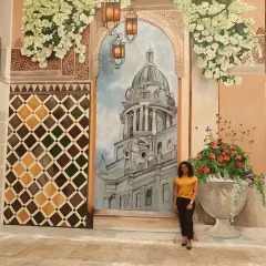 Another shot of me with the Spanish mural, standing by the painted archway to give a sense of its life-sized proportions.