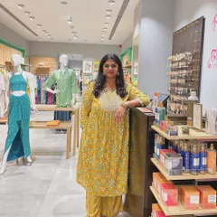 Day 1 of the 'Albeli' collection styling project. I'm wearing a beautiful Mughal-themed embroidered kurta set, ready to help clients find their own perfect festive look.