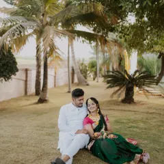 A quiet moment amidst the fun of the Haldi ceremony. I take time to capture relaxed couple portraits, showcasing their connection even during the most energetic events.
