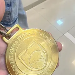 First place! Our student Nila Rai won a gold medal at the 'Inspire Us' event by JBCN School for her incredible vocal prowess, performing "Skyfall" and "Million Dreams."