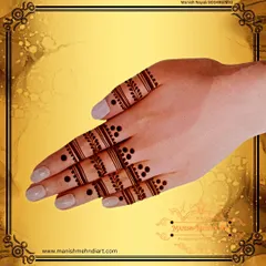 Sometimes, beauty is in the smallest details. This image shows a simple yet elegant finger mehndi design, perfect for someone who wants just a touch of henna.