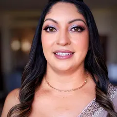 A lovely portrait of the groom's mother. My focus for mature skin is always to create a look that is sophisticated and timeless.