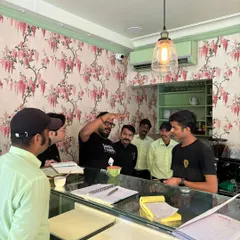 Cafe consulting is about partnership. I work alongside your staff in their own environment to refine processes, improve service, and ensure your brand's vision is executed perfectly in every cup.