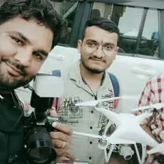 A quick team selfie during a wedding shoot. Having a reliable crew means we can seamlessly capture all the important moments, providing comprehensive coverage of your event.