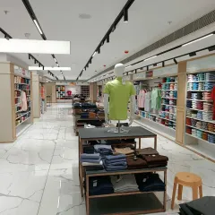 This video tells the 60-day story of completing the 90,000 sq. ft. flagship store for The Chennai Silks. It shows the project's progression from a construction site to a fully finished, modern retail space.