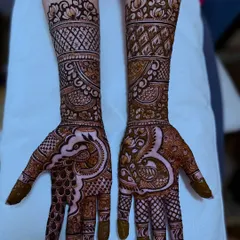 A stunning peacock henna design for a beautiful bride. The peacock is a classic symbol of grace and beauty in Indian weddings, and I love incorporating it into my art.