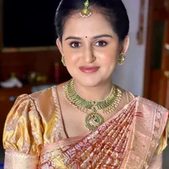 The gorgeous Chandrika celebrating her baby’s naming ceremony. This is a perfect example of my signature dewy, glass-skin makeup that looks fresh and radiant, letting her natural glow shine through on this special family day.