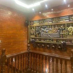 This wide shot shows the Ranganathaswamy panel installed at the top of a staircase, becoming a magnificent focal point for the entire home. We are thrilled to see our work so beautifully displayed.