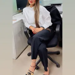 A moment captured at my desk. I truly believe that if you believe you can, you're already halfway there. That mindset is what gets me through long days of case preparation.