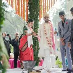 Documenting the 'Saptapadi' or seven sacred steps in a Maharashtrian wedding. Our approach is to capture these key rituals from a perspective that feels both intimate and grand.