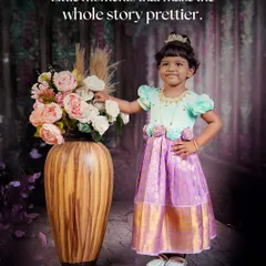 Little moments that make the whole story prettier. A solo portrait of a little princess, part of a beautiful sibling photoshoot session.