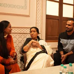 A cherished moment discussing the creative vision with the one and only Asha Bhosle ji for her upcoming music album. It was an incredible learning experience to work alongside a true icon.