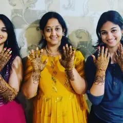 The mother and sisters of the bride showing off their beautiful henna. It's so important to me that everyone in the family feels included in the mehendi celebration.