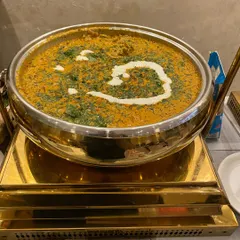 A simple yet delicious curry, our Mutter Mushroom combines fresh green peas and mushrooms in a savory gravy. This dish was part of a Jain menu for a Mata ki Chowki.