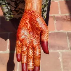 This is the vibrant, fresh orange stain you will see immediately after removing the henna paste. This bright color is the first sign of a high quality, potent henna mix.