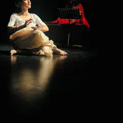 A moment of quiet contemplation during 'Mandala'. We used the poetry of saints like Kabir, who wrote, "Where are you searching for me? I am within you!", as the core of this production.