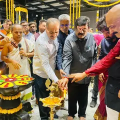 The inauguration of our Indiranagar outlet, marked by a traditional lamp lighting ceremony. A successful launch is a mix of cultural connection and meticulous planning, creating a brand that resonates with the community from day one.