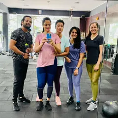 A post-workout picture with the group. It's always great to capture the sense of accomplishment we all share after a good session.