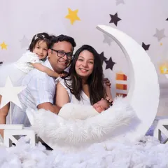Welcome to our dreamy moon and stars set! I love creating these magical worlds for families. This photo shows how we can include everyone, from the newborn to the older sibling, in a creative and whimsical themed shoot.