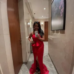 A quick mirror selfie before heading out to host a gala night. The right attire is part of setting the tone, and I always dress to match the elegance of the event.