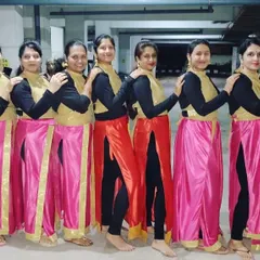 This amazing group of ladies is all set for their Ganesh Chaturthi performance. I designed a routine that was elegant and coordinated, and they absolutely nailed it.