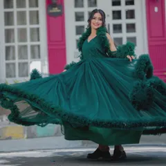 This spectacular emerald green designer gown is available for rent for your pre-wedding shoot or reception. Contact me to see the full collection of rental outfits.