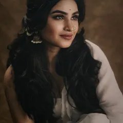 Another portrait from the same series, showcasing a soft and dreamy expression. The makeup is designed to be versatile, looking beautiful from every angle and in different lighting.