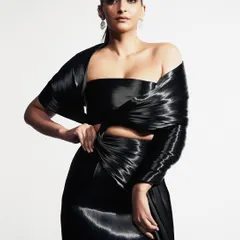 This is what I mean by experimental. For Sonam Kapoor, we used a fluid steel saree gown by Rimzim Dadu, crafted from hair-thin metal wires, complete with a dramatic five-meter drape.