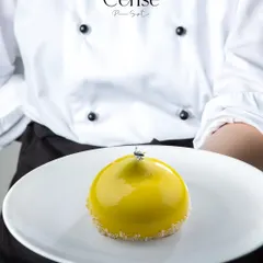 Here is my Mango Mambo mini entremet, crafted with the sweetness of ripe seasonal mangoes. Holding it reminds me that every single creation, big or small, is a personal piece of my craft that I get to share with you.