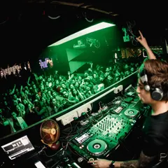 Keeping it classy with the music selection. Whether it's house, hip-hop, or Bollywood, I focus on quality mixes that keep people dancing.