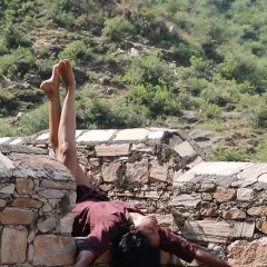 An artistic shot taken during my mentorship journey with Ragini Bhajanka. This photo represents the process of growth and finding new perspectives through expert guidance.