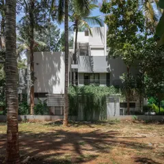 The massing of the SANCTUM House is broken down by cascading green terraces and balconies. This approach reduces the building's scale and allows the landscape to feel as if it is reclaiming the structure.