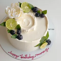 My most popular creation, the signature Italian Lemon & Blueberry cake. I offer many design variations, all featuring fresh blueberries, zesty lime, and smooth buttercream.