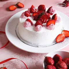 Our Fresh Strawberry Cake is a seasonal delight. Made with fresh cream and topped with juicy strawberries, it’s a light, refreshing, and beautiful cake that captures the taste of the season.
