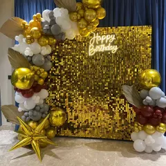 This angle highlights the details in the balloon garland, including the different sizes of balloons and the star-shaped foil balloon accent. We customize every element to match your party's theme and colour scheme.