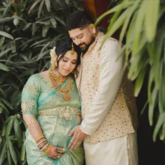 Celebrating the beautiful journey to motherhood. For this maternity shoot, I focused on creating a soft, dewy makeup look that enhances her natural pregnancy glow. The look feels light and comfortable, perfect for capturing these precious, serene moments.