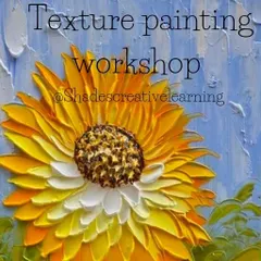 A close-up of a sunflower created with heavy-body acrylics and a palette knife. Our texture painting classes teach you how to achieve this impasto effect, adding energy and dimension to your art.