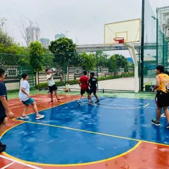Teamwork on display even during a rainy day practice.