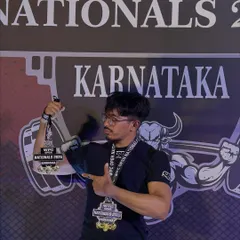 Deepak with his 3rd place medal at the WPC Open Nationals. A great performance, peaking at the right time to hit a 200kg deadlift and secure his spot on the podium.
