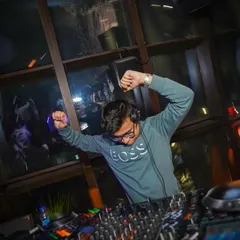 No script, just sound. A candid moment of me lost in the music, dancing along with the crowd.