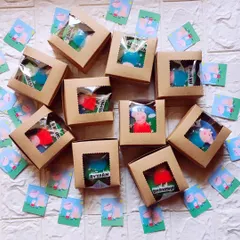 Each Peppa Pig themed soap is individually packed in a window box with a matching thank you card, ready to be handed out as a memorable birthday return favor.