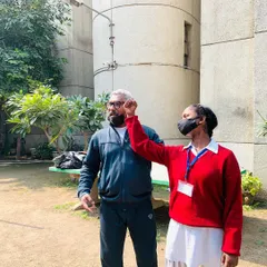I teach practical skills for real situations. This is a demonstration of a simple yet effective wrist-grab escape, a fundamental technique that gives students the confidence to protect themselves.