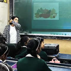 Here I am discussing the role of different food groups with high school students. My presentations are always interactive, moving beyond textbook facts to address the real life challenges and choices young adults face.