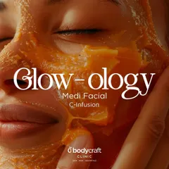 This is the Glow-ology C-Infusion MediFacial, your new anti-aging essential. It uses pumpkin pulp and powerful hydroxy acids to revitalize dull skin, providing a brightening effect and a burst of hydration for a youthful, preserved complexion.