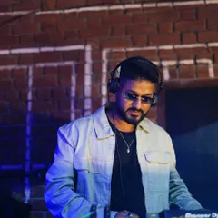 Focused on the mix at Street 1522. Every track is carefully selected to match the vibe of the room.
